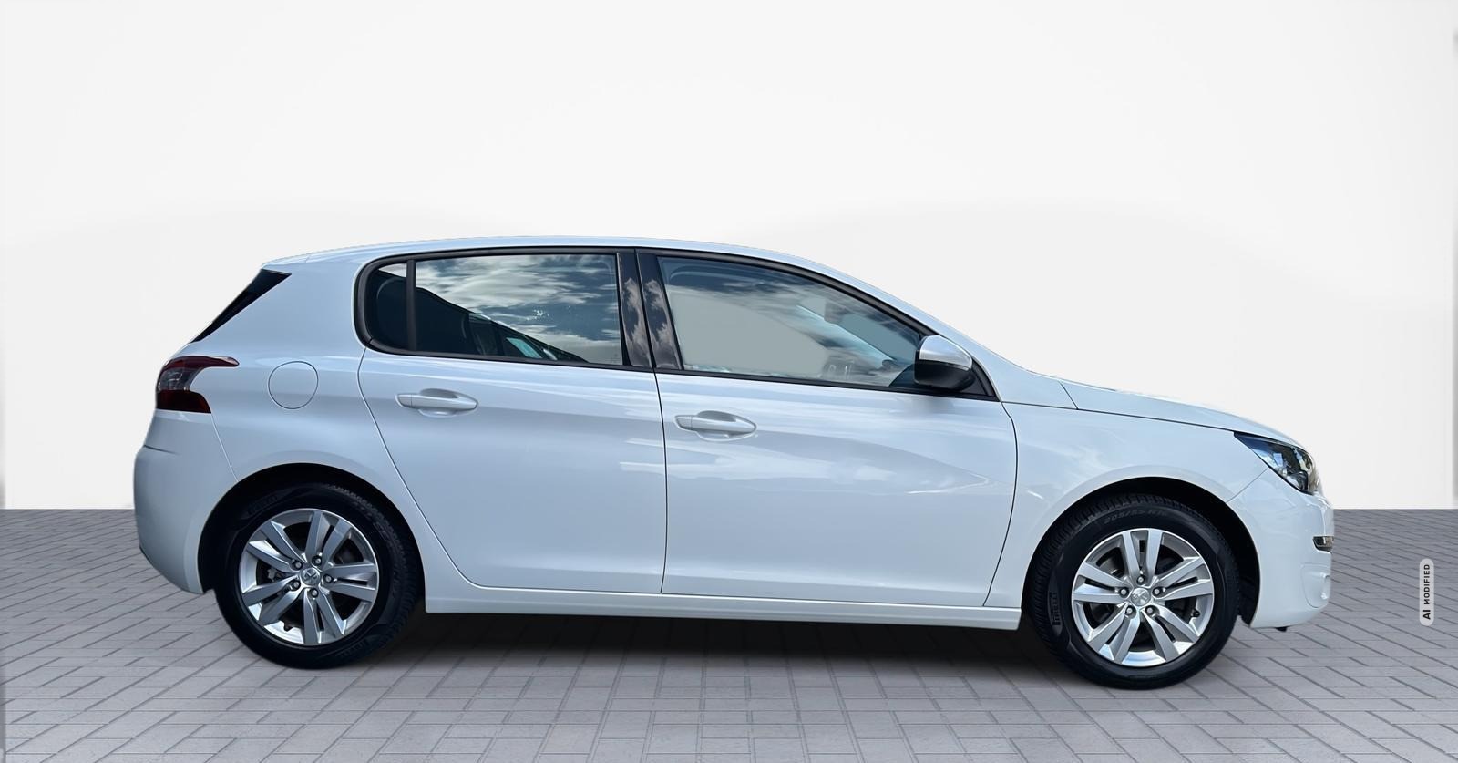 Peugeot 308 Kam/AHK/Navi/Tempomat/PDC/16-LM