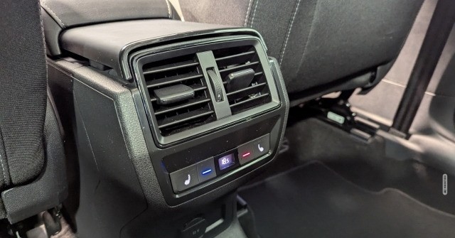 Skoda Karoq Sportline 2.0 TSI 4x4 MTRX Pano AHK CarPlay