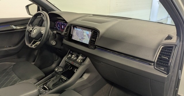 Skoda Karoq Sportline 2.0 TSI 4x4 MTRX Pano AHK CarPlay