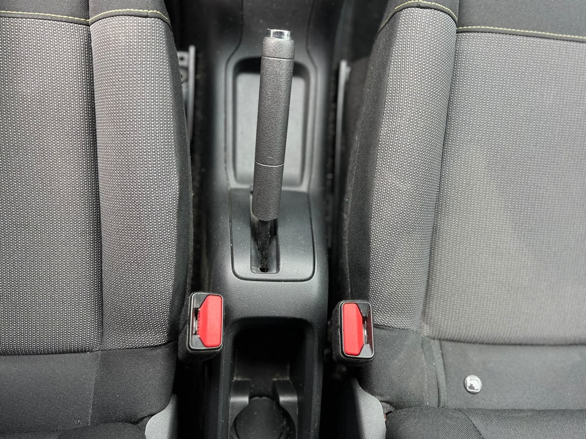 Citroën C3 1.2 VTI 82 - PDC h. - CarPlay - Sitzhzg. - Tempomat 