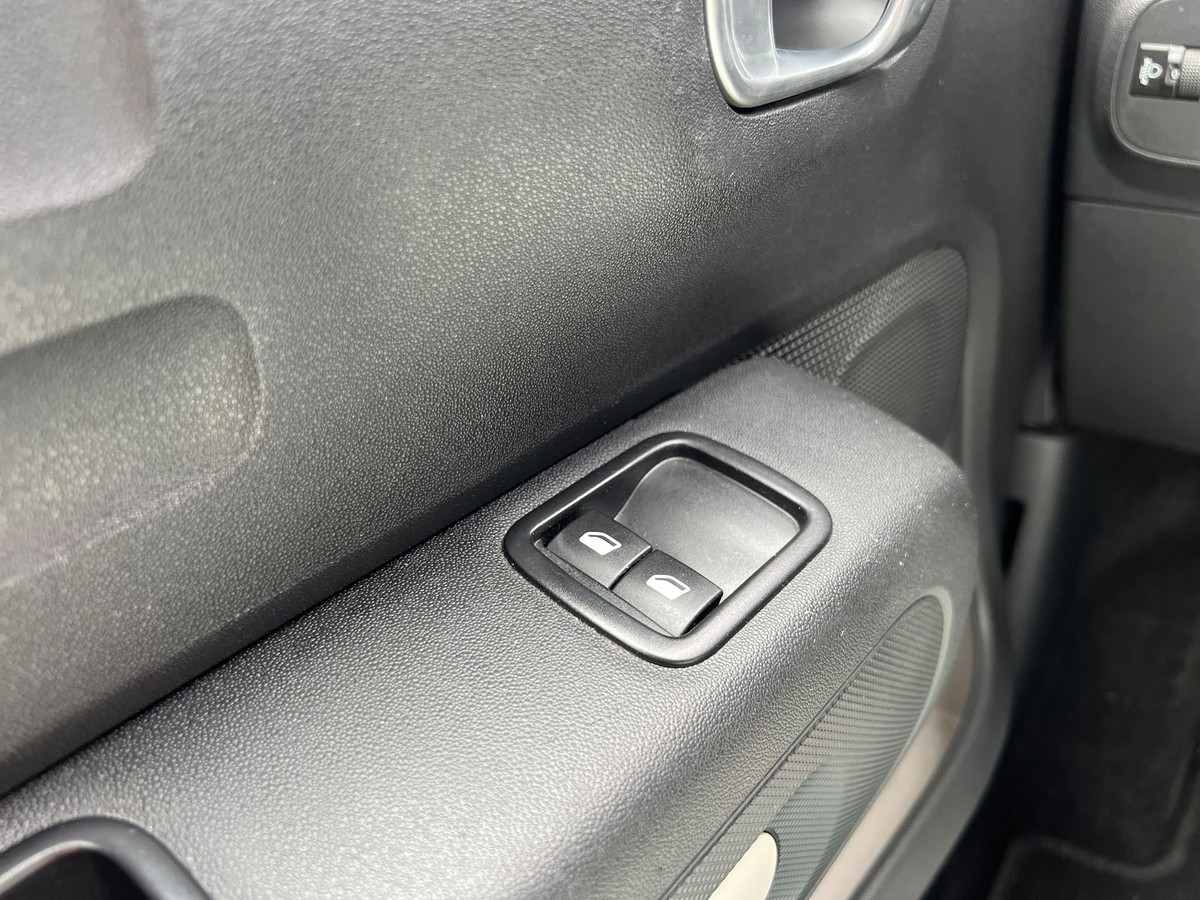 Citroën C3 1.2 VTI 82 - PDC h. - CarPlay - Sitzhzg. - Tempomat 