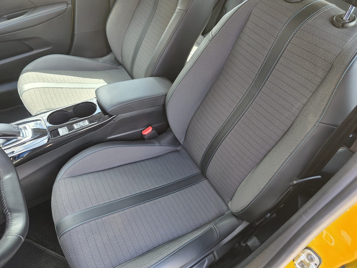 Peugeot 208 Carplay/Tempo/Sitzh./Spurh./Behindertengerecht