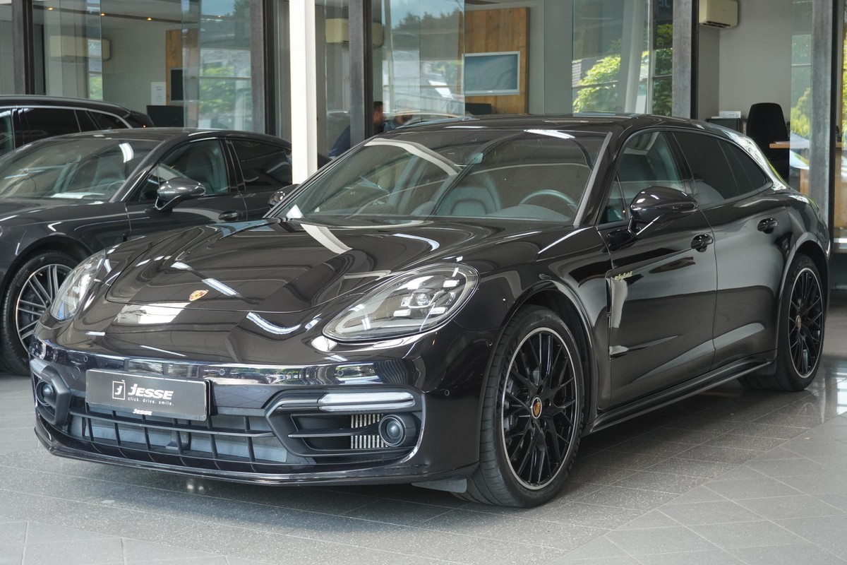 Porsche Panamera 4 E-Hyb. Sport Turismo Approved Chrono ACC BOSE