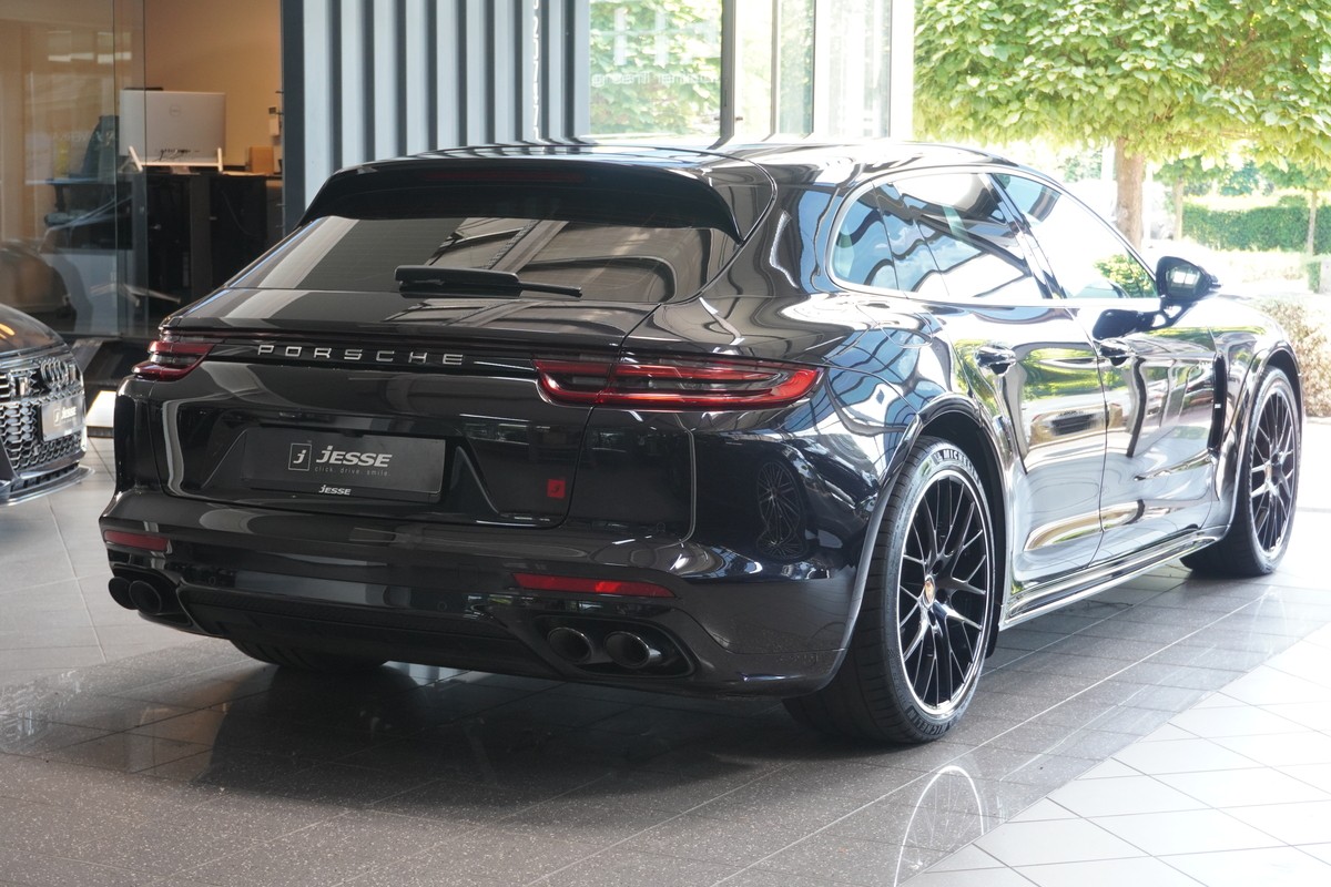 Porsche Panamera 4 E-Hyb. Sport Turismo Approved Chrono ACC BOSE