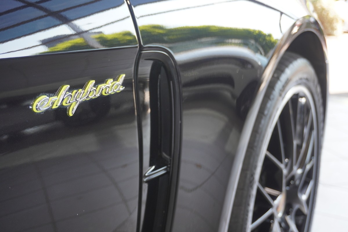 Porsche Panamera 4 E-Hyb. Sport Turismo Approved Chrono ACC BOSE