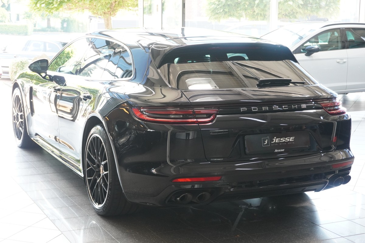 Porsche Panamera 4 E-Hyb. Sport Turismo Approved Chrono ACC BOSE