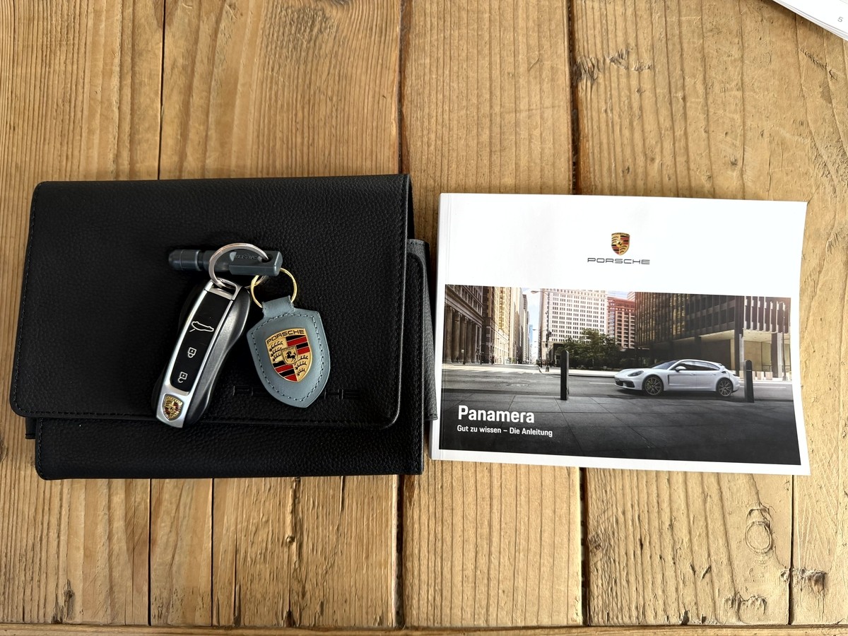 Porsche Panamera 4 E-Hyb. Sport Turismo Approved Chrono ACC BOSE