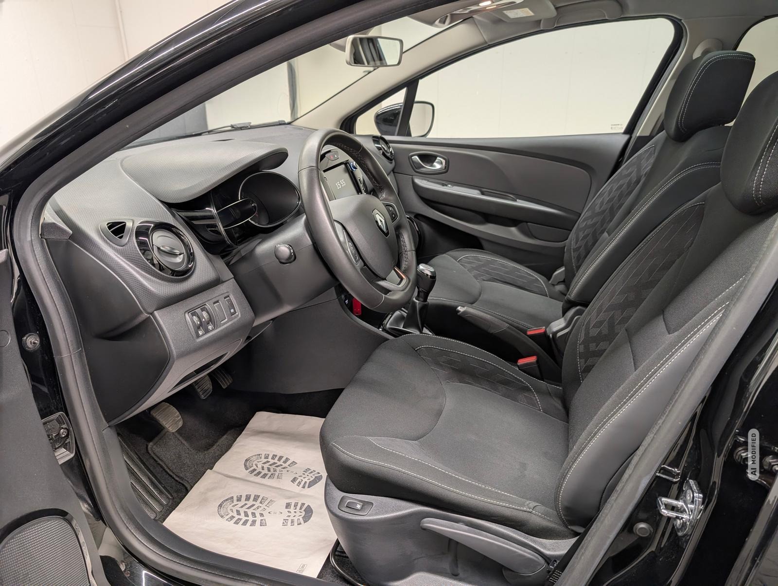 Renault Clio Grandtour Limited LED/Nav/Pano/SHZ/PDC/Keyl