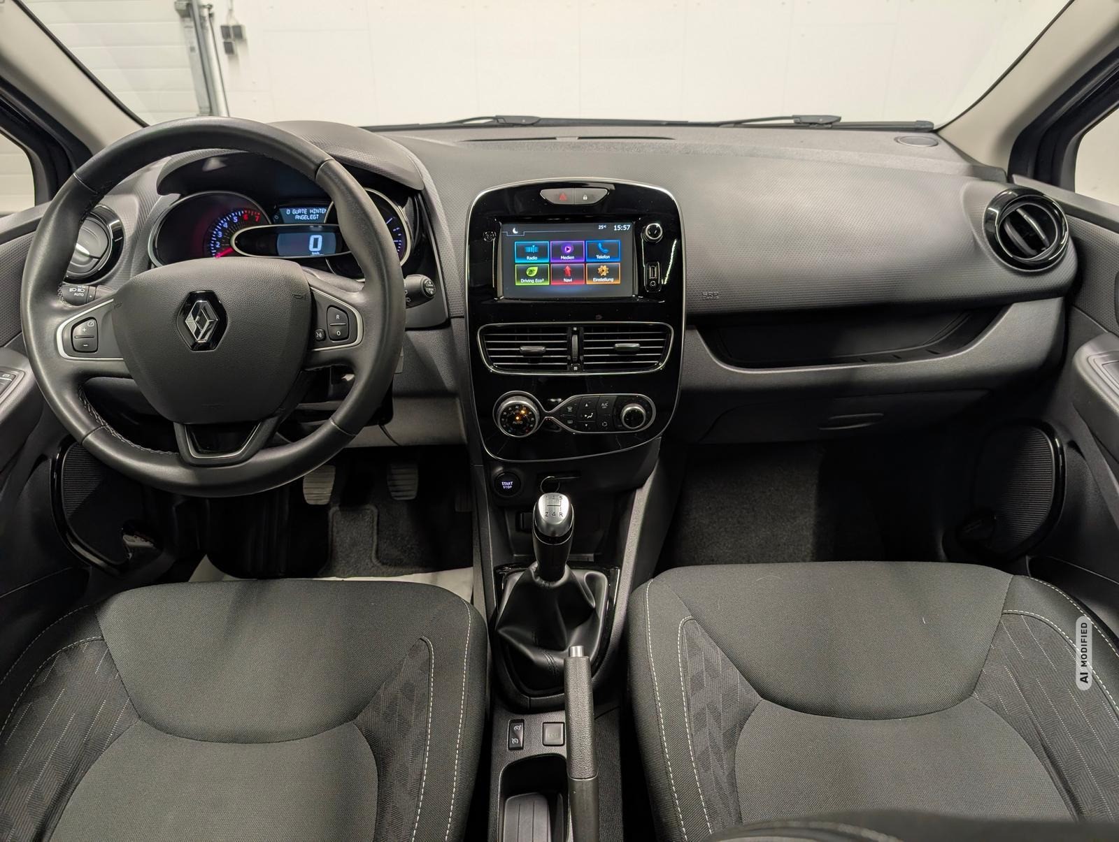Renault Clio Grandtour Limited LED/Nav/Pano/SHZ/PDC/Keyl
