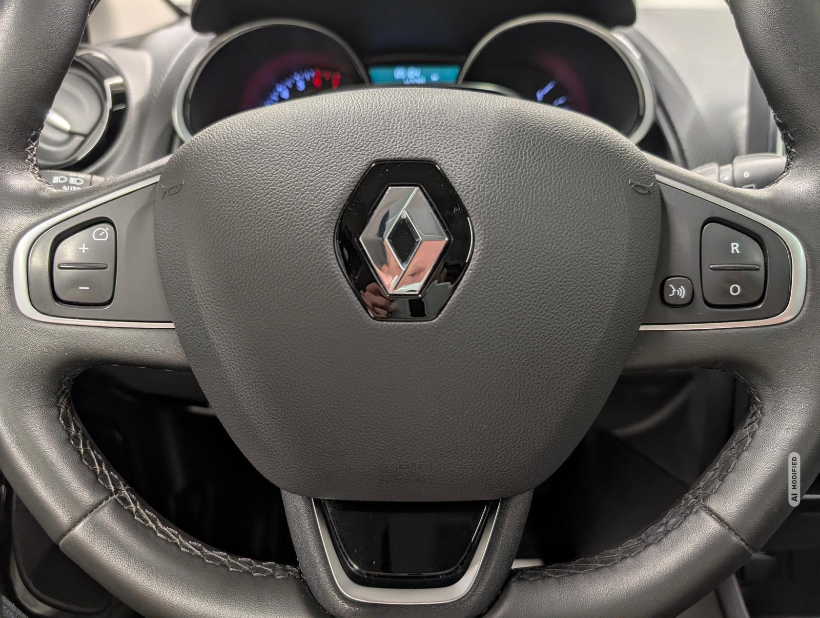 Renault Clio Grandtour Limited LED/Nav/Pano/SHZ/PDC/Keyl