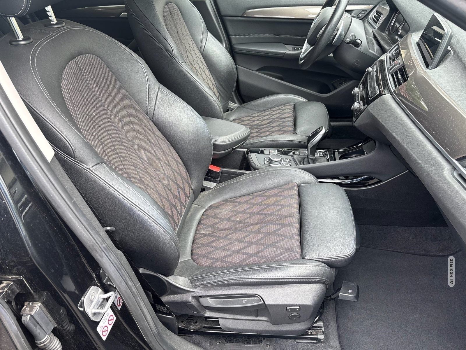 BMW X1 XLINE AUT NAVI LED AHK PANO RFK GRA PDC DACHRELING LORDOSE