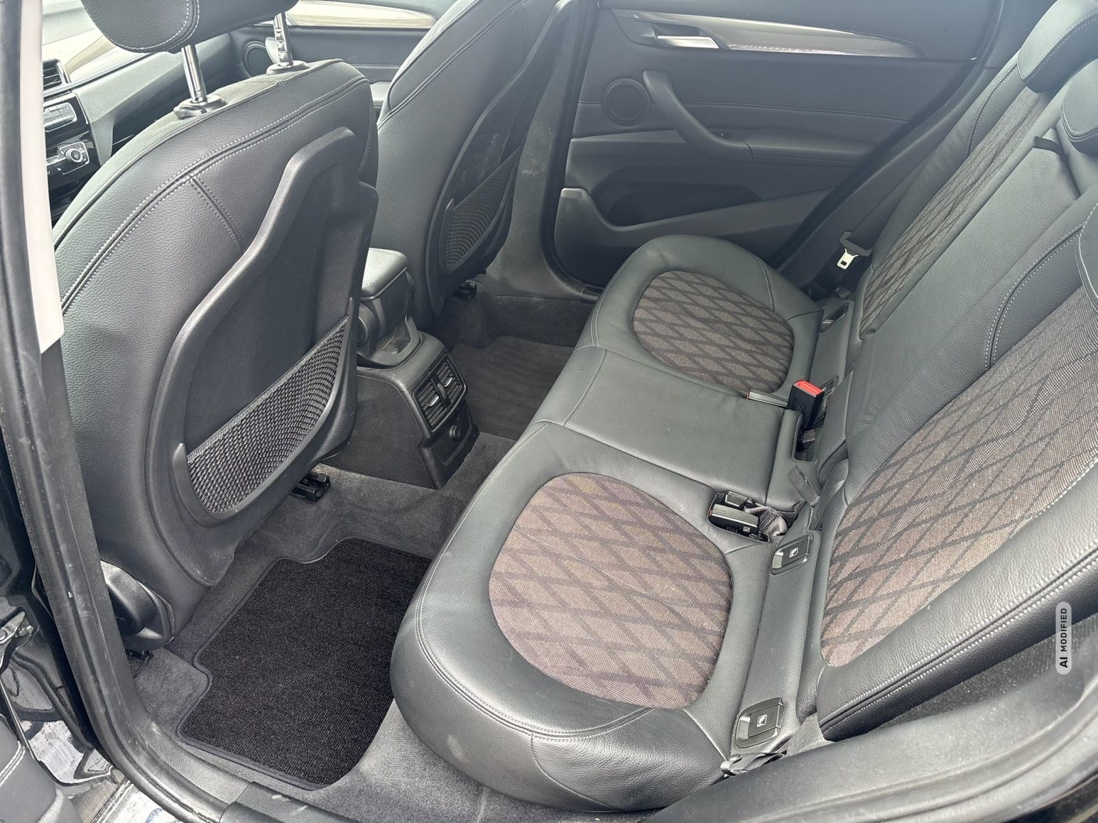 BMW X1 XLINE AUT NAVI LED AHK PANO RFK GRA PDC DACHRELING LORDOSE