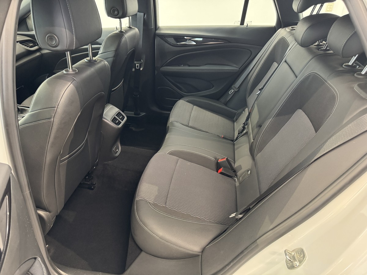 Opel Insignia 2.0 CDTI AHK*Scheckheft*Allwetter