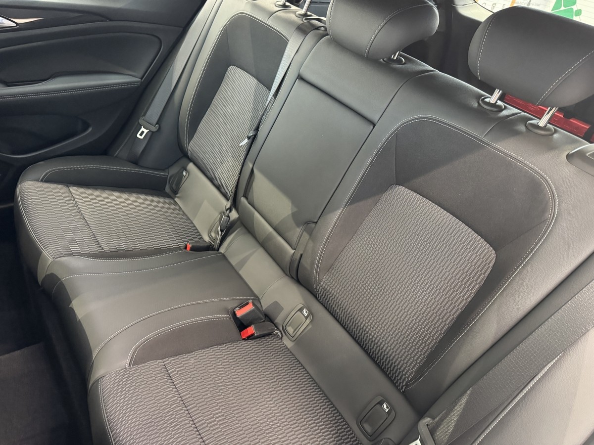 Opel Insignia 2.0 CDTI AHK*Scheckheft*Allwetter