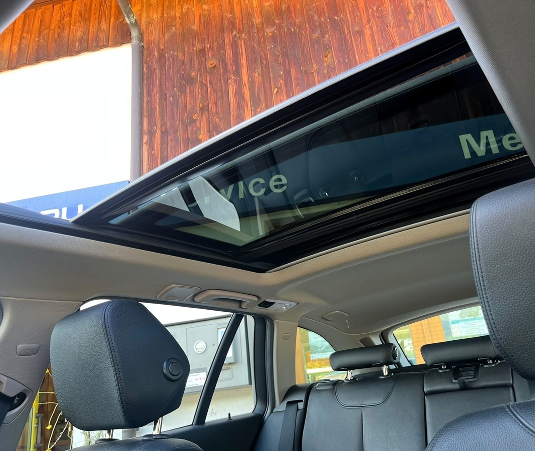 BMW 3203er -  d Luxury Line Navi*Bluetooth*Einparkhilfe hinten*
