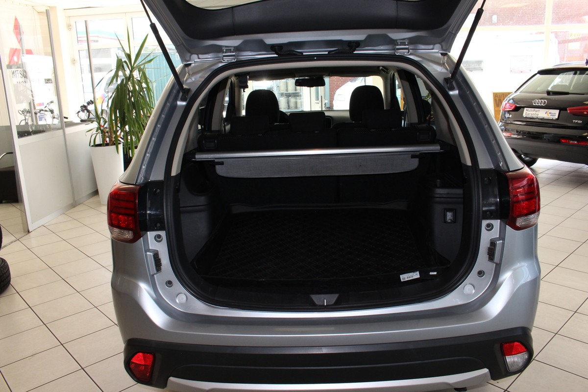 Mitsubishi Outlander 2.0 MIVEC Edition 100