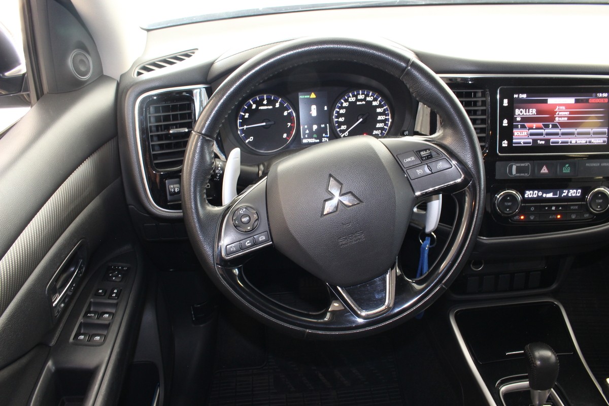 Mitsubishi Outlander 2.0 MIVEC Edition 100