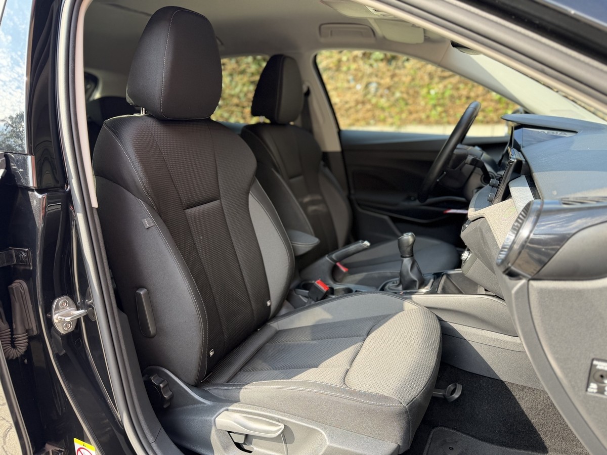 Skoda Fabia 1.0 TSI Tour/Spurhalte/PDC/AppleCarPlay/LED/ACC/SHZ/