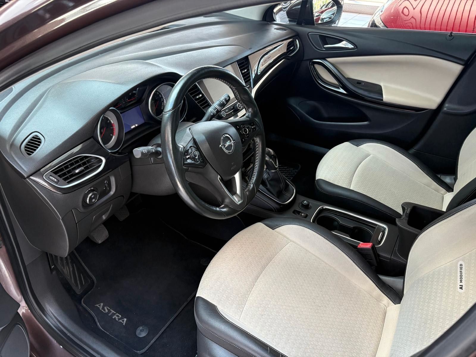 Opel Astra K Innovation AHK RFK SHZ LHZ PDC XENON