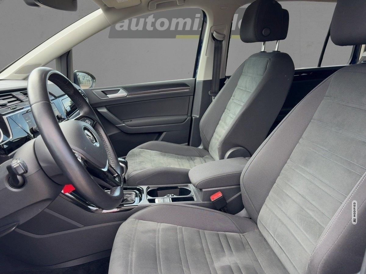Volkswagen Touran BMT 1.5 TSI Highline LED,Navi,SHZ,PDC,LM