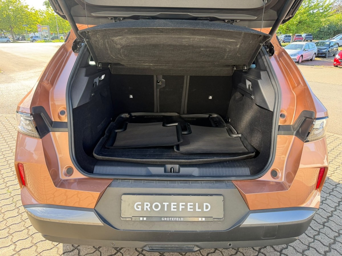 Opel Grandland 1.2 Mild-Hybrid Edition + Allwetterreifen