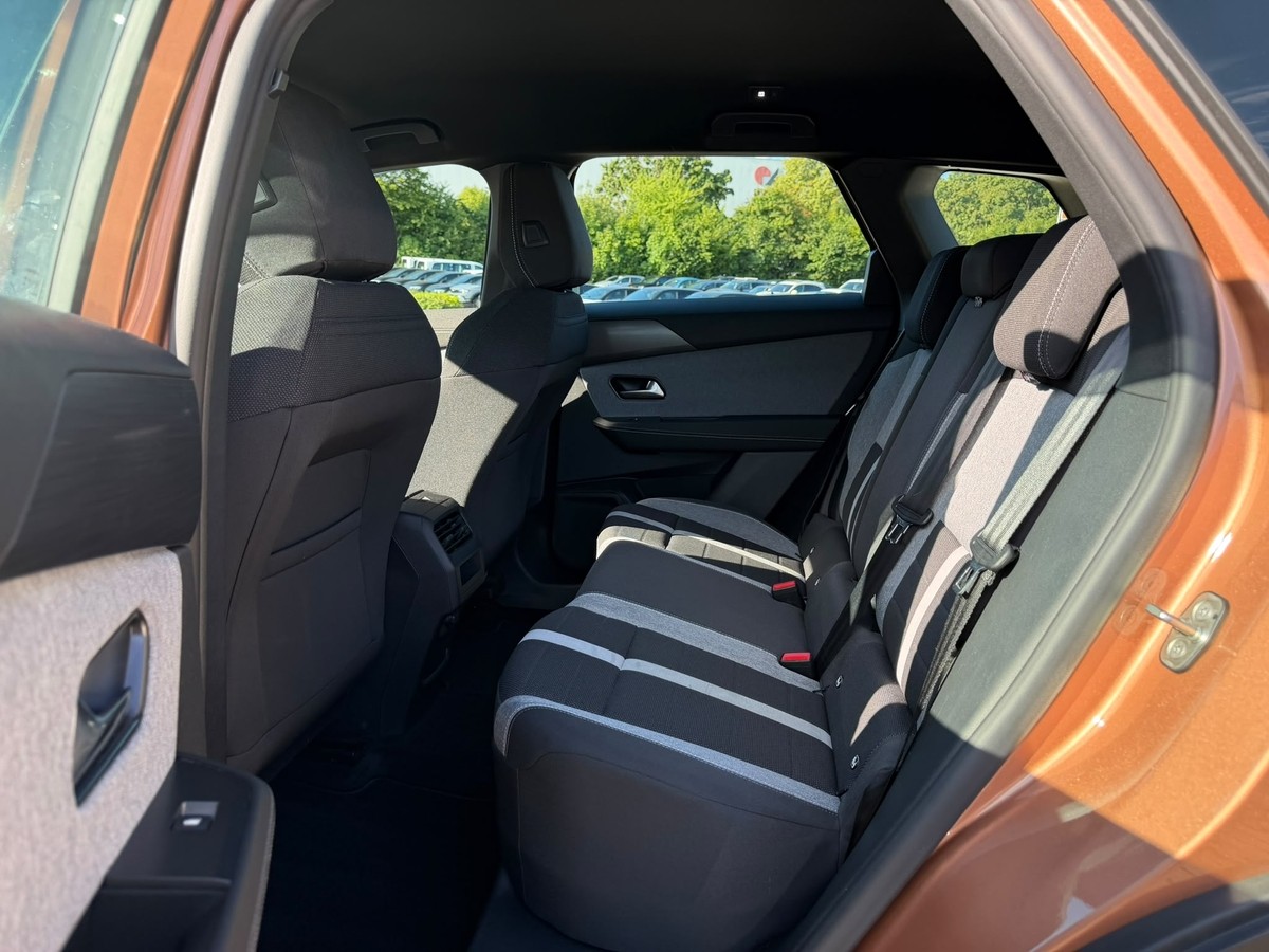 Opel Grandland 1.2 Mild-Hybrid Edition + Allwetterreifen
