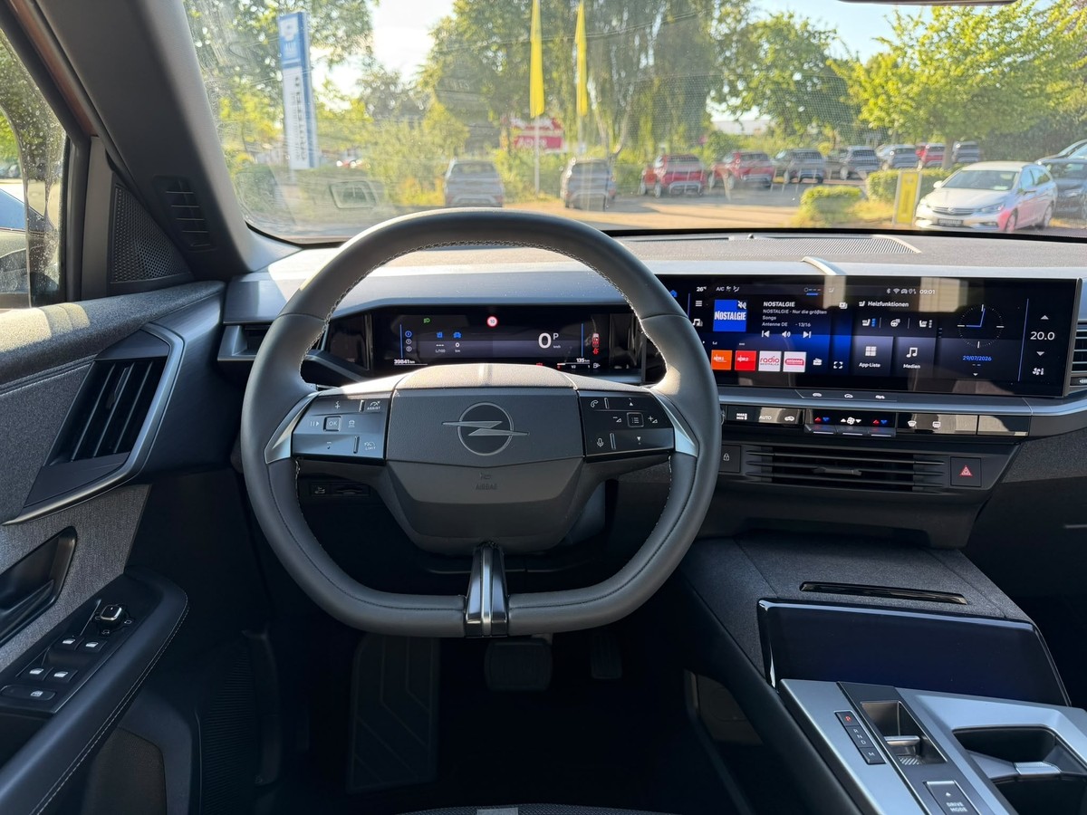 Opel Grandland 1.2 Mild-Hybrid Edition + Allwetterreifen