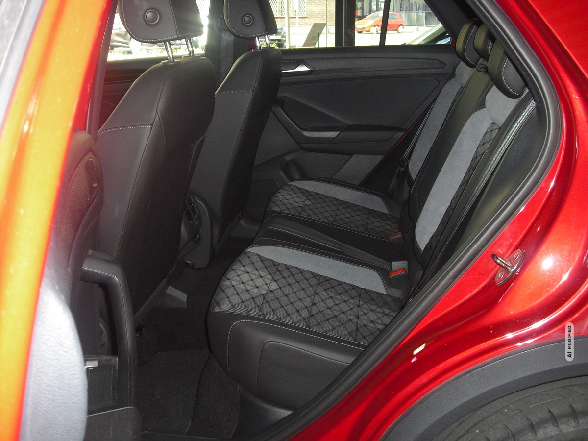 Volkswagen T-Roc 2.0 TSI R-Line 4Motion AHK*RFK*SHZ 