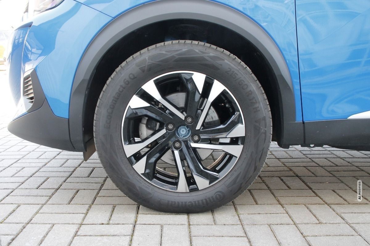 Peugeot 2008 E- Allure Pack Elektro / Navi