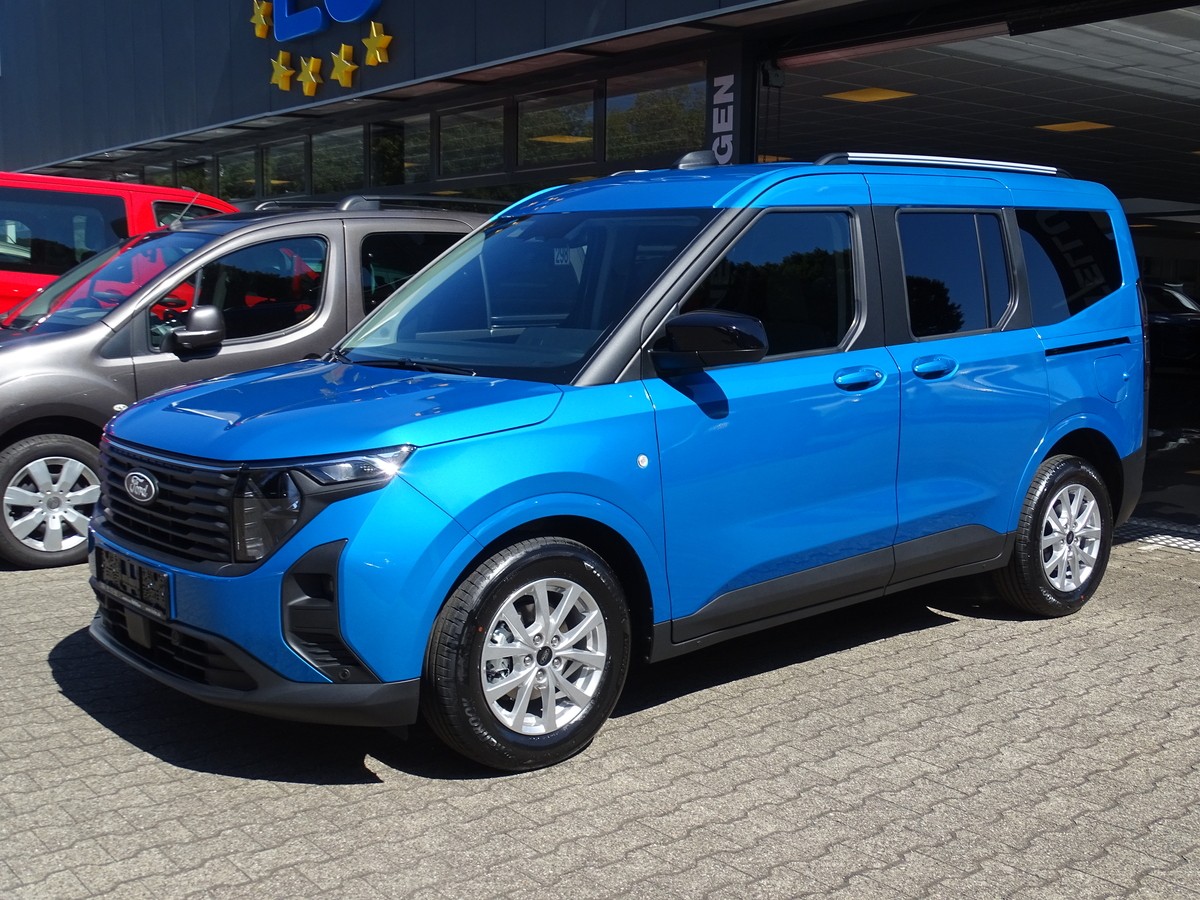 Ford Tourneo Courier 1.0 EcoBoost Titanium Automatik Winter Paket