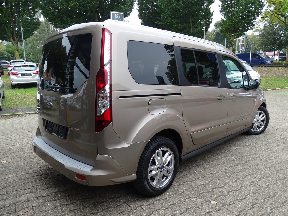 Ford Grand Tourneo Connect 1.5TDCi Grand Titanium 