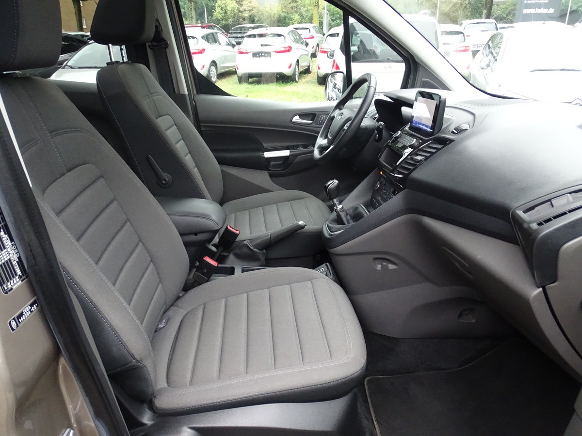 Ford Grand Tourneo Connect 1.5TDCi Grand Titanium 