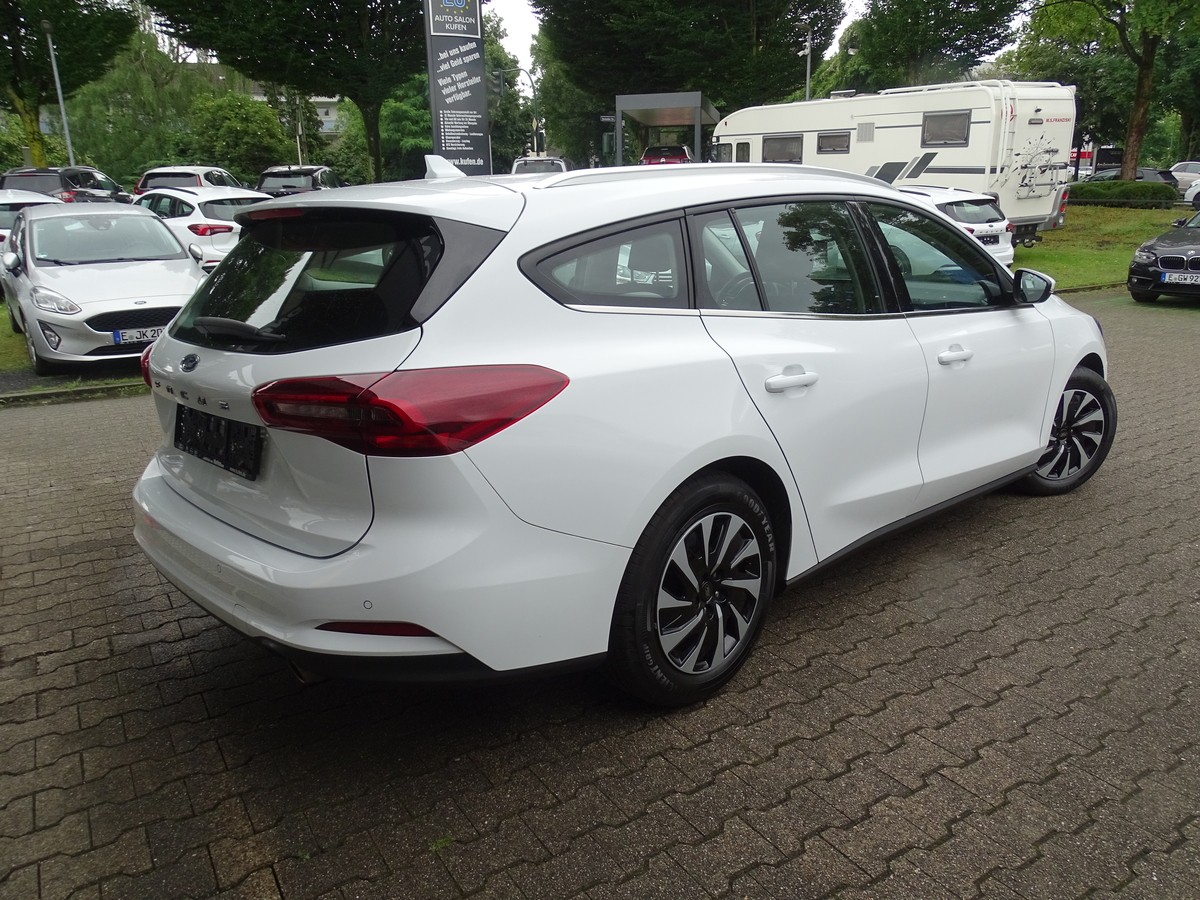 Ford Focus 1.0 EcoBoost Turnier Mild-Hybrid Titanium 