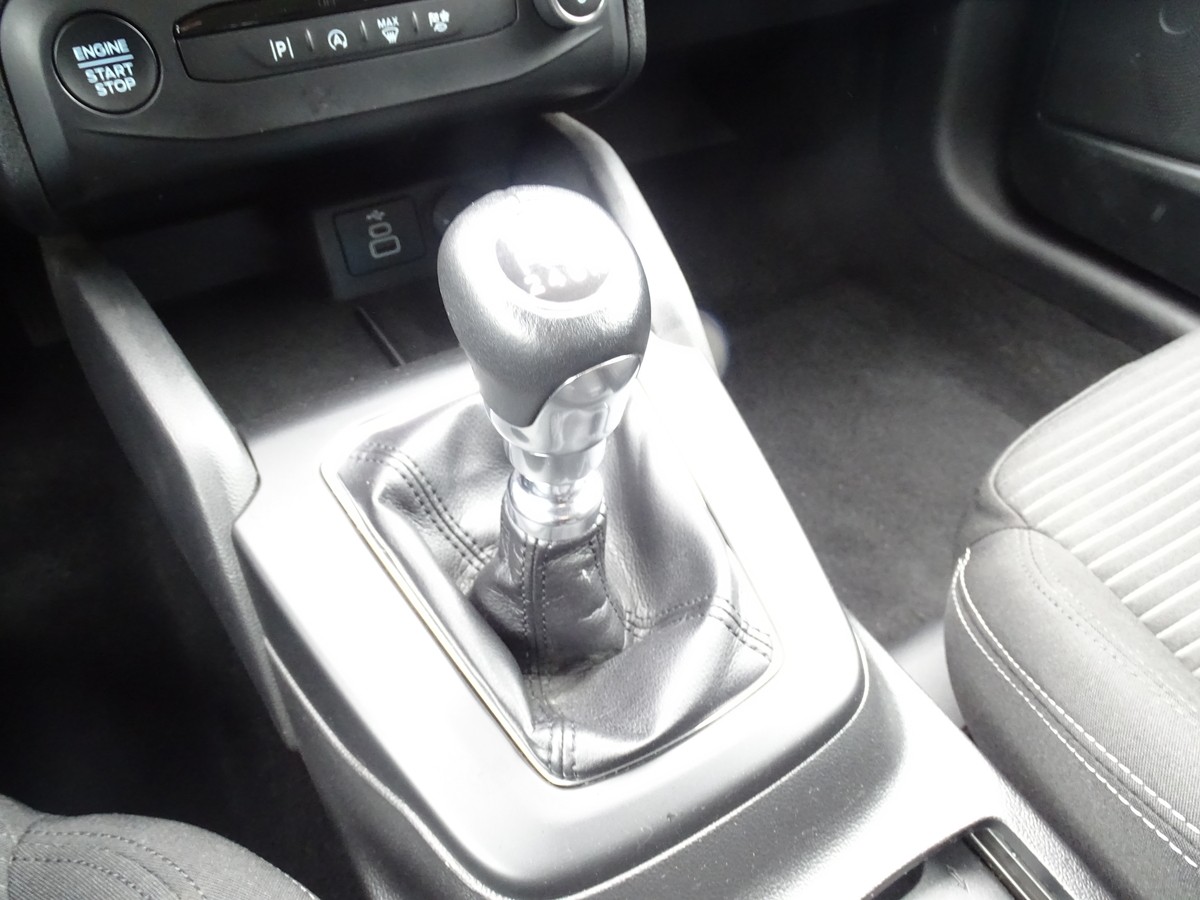 Ford Focus 1.0 EcoBoost Turnier Mild-Hybrid Titanium 