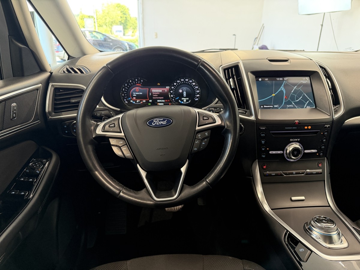 Ford S-Max 2.0 EcoBlue Titanium S/S*8-Fach*