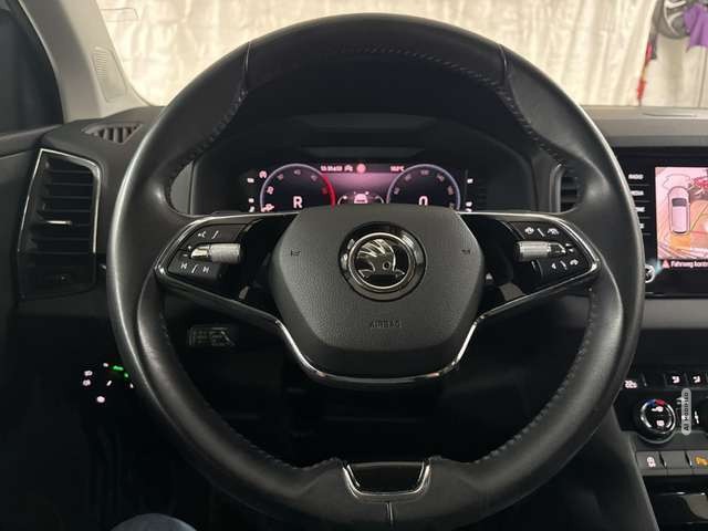 Skoda Karoq 2.0TDI 4x4 NAVI LED KAMERA TRAVELLER AHK