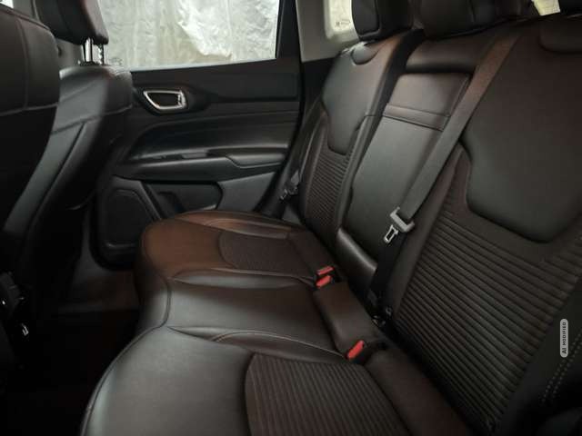 Jeep Compass 1.5 GSE Night Eagle LED Lenk-Sitzh.Kamera