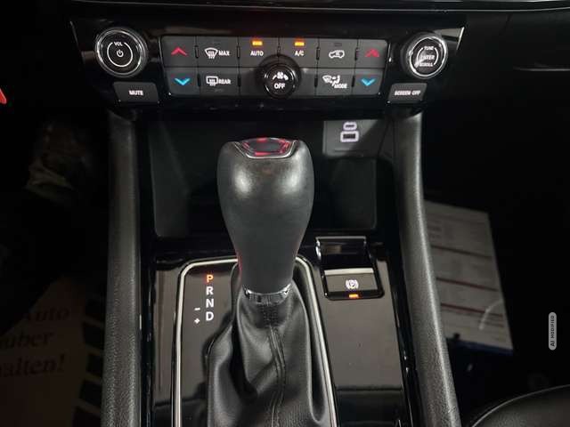 Jeep Compass 1.5 GSE Night Eagle LED Lenk-Sitzh.Kamera
