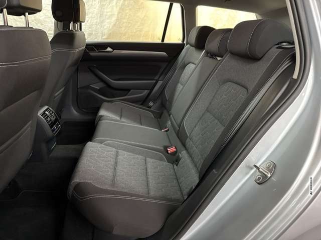 Volkswagen Passat 2.0TDI Business LED NAVI KAMERA CARPLAY