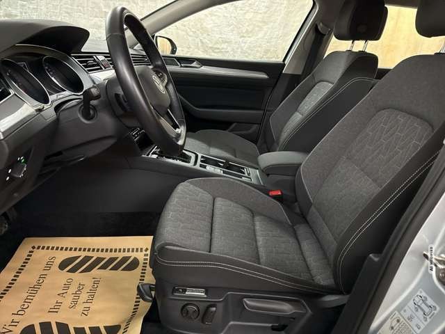 Volkswagen Passat 2.0TDI Business LED NAVI KAMERA CARPLAY