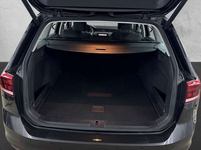 Volkswagen Passat 2.0TDI DSG Navi LED Kamera CarPlay DAB