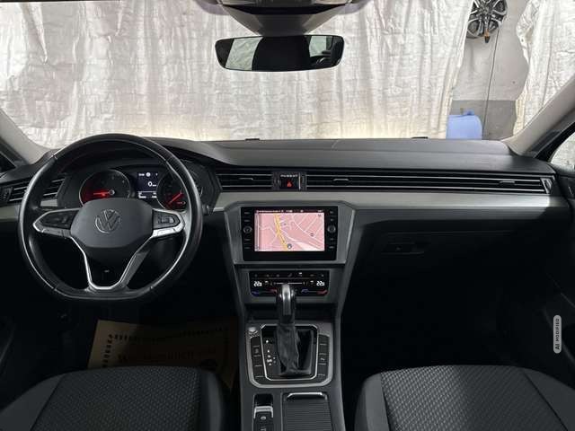 Volkswagen Passat 2.0TDI DSG Navi LED Kamera CarPlay DAB