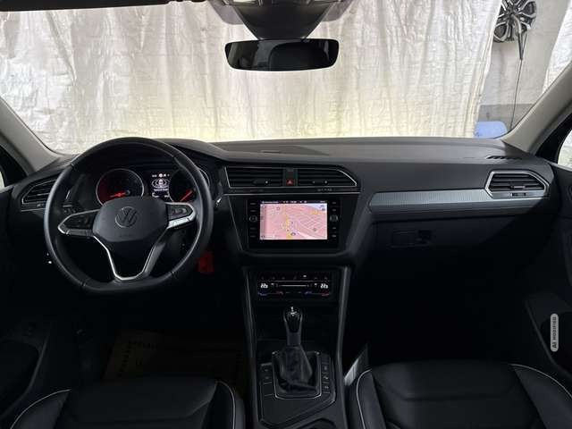 Volkswagen Tiguan 1.5TSI DSG MATRIX LEDER KAMERA NAVI APP