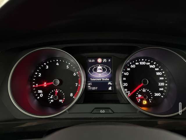 Volkswagen Tiguan 1.5TSI DSG MATRIX LEDER KAMERA NAVI APP