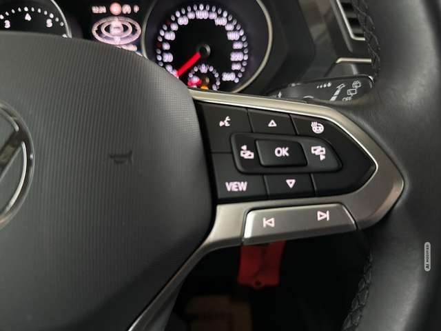 Volkswagen Tiguan 1.5TSI DSG MATRIX LEDER KAMERA NAVI APP