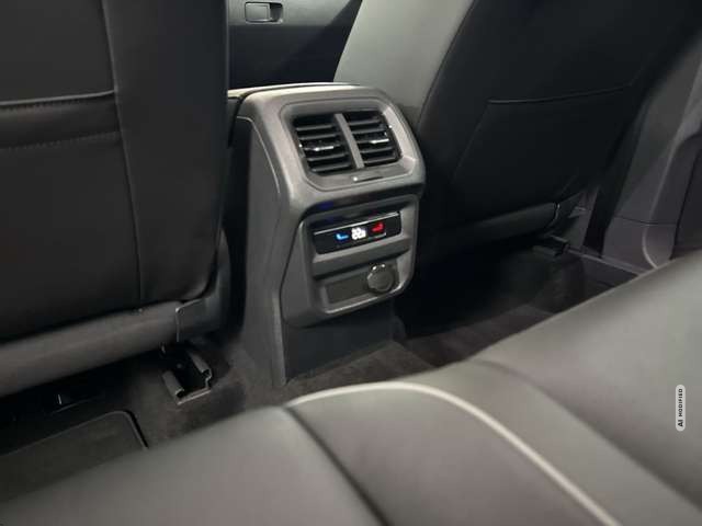 Volkswagen Tiguan 1.5TSI DSG MATRIX LEDER KAMERA NAVI APP