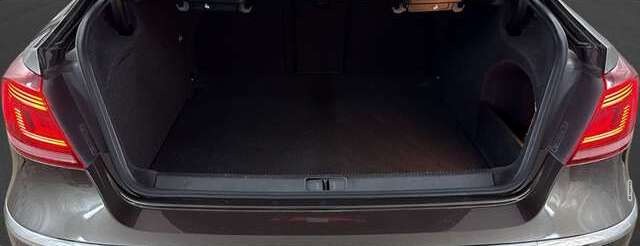 Volkswagen CC 2.0 TDI Bi-XENON TEMPOMAT PDC SITZHEIZUNG