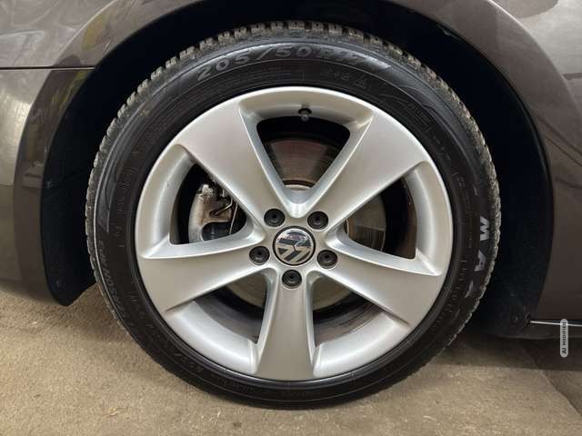 Volkswagen CC 2.0 TDI Bi-XENON TEMPOMAT PDC SITZHEIZUNG