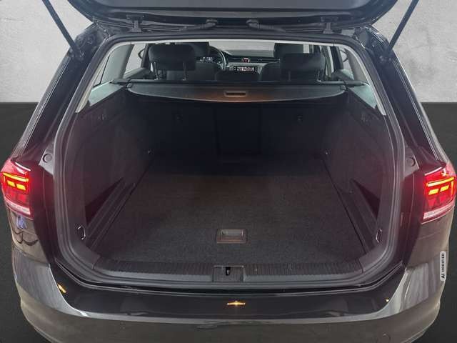 Volkswagen Passat 2.0TDI Business NAVI LED KAMERA CARPLAY