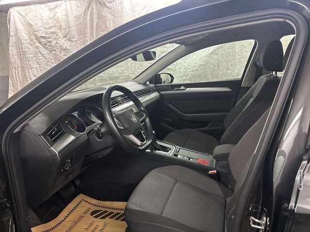 Volkswagen Passat 2.0TDI Business NAVI LED KAMERA CARPLAY